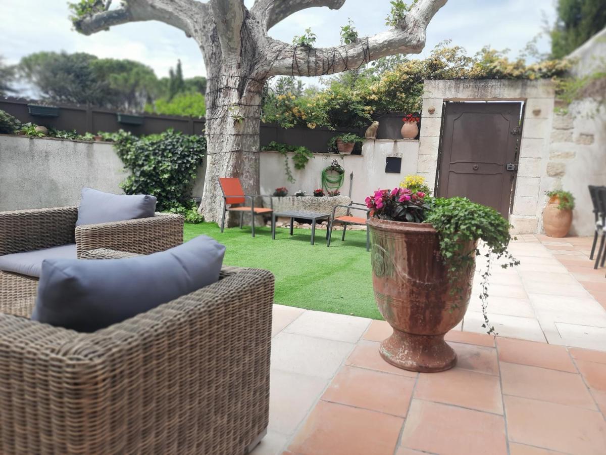 Mas" La Maison De Mon Pere " Proche Avignon A Pujaut Bagian luar foto